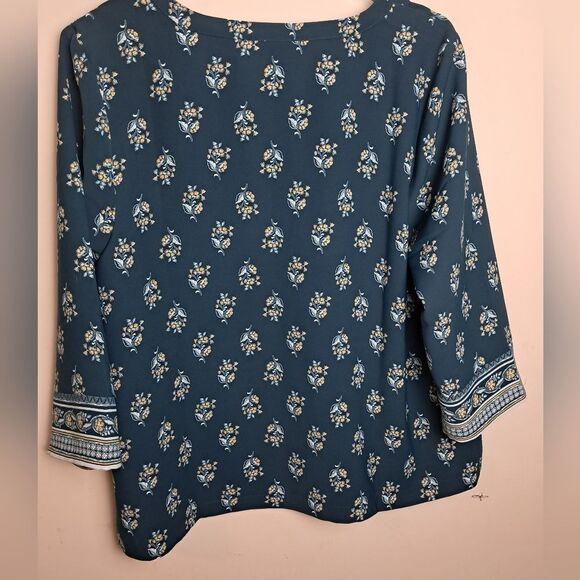 J. Jill Wearever Collection Popover top Print Bohemian Green Large - Picture 3 of 4